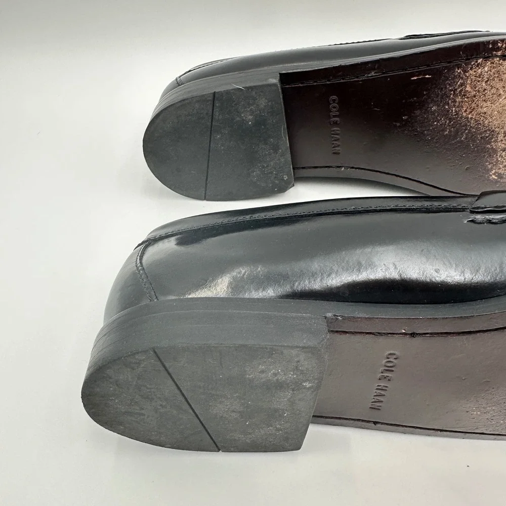 Cole Haan Loafers Black Leather Round Pinch Toe Tassel Slip On Shoe Size 10D